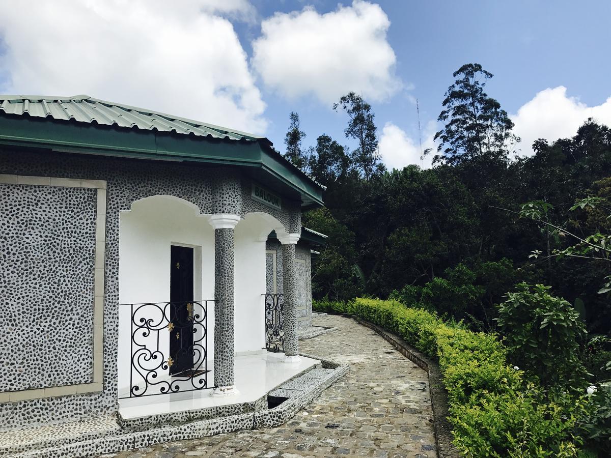 La Vallee De Bana Exterior photo